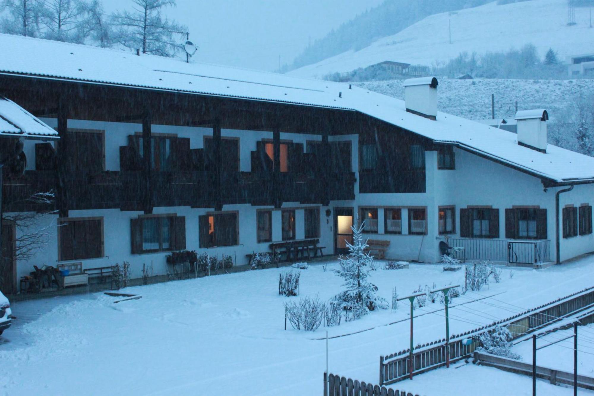 Residence Die Faerbe Випитено Экстерьер фото