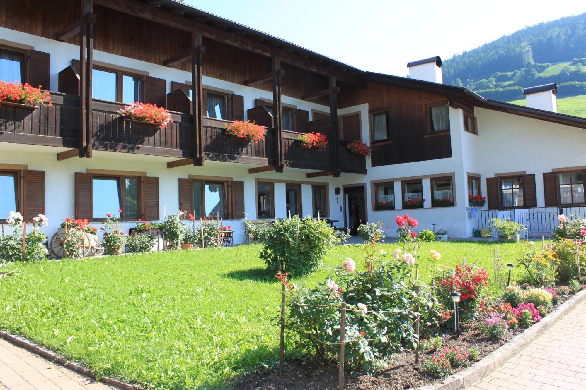 Residence Die Faerbe Випитено Экстерьер фото