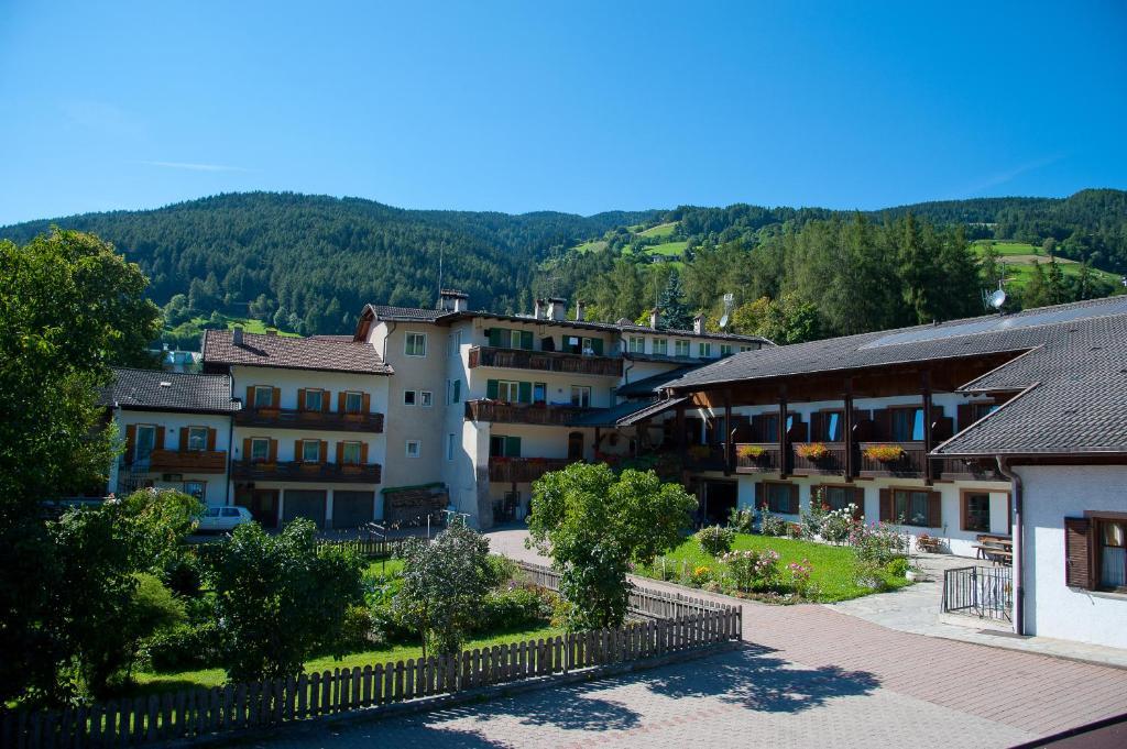 Residence Die Faerbe Випитено Экстерьер фото