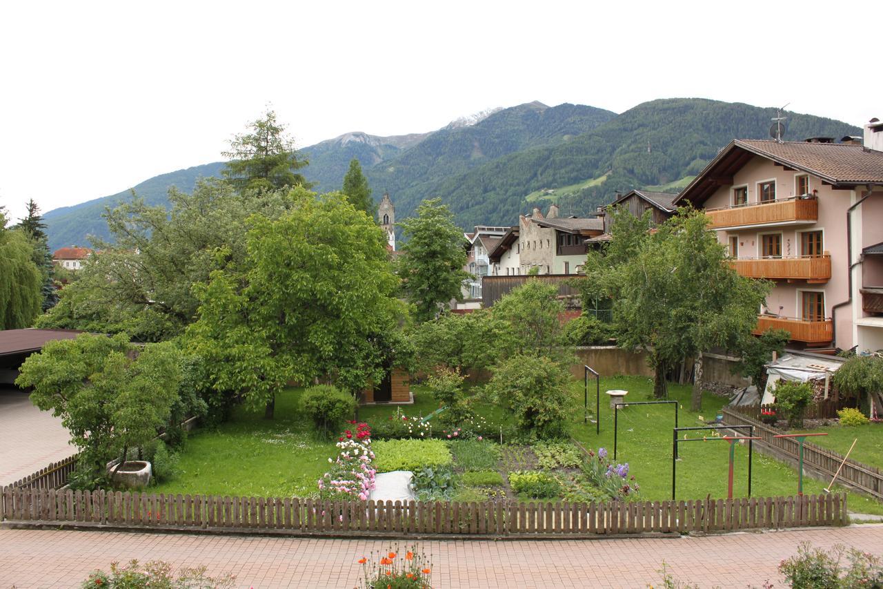 Residence Die Faerbe Випитено Экстерьер фото